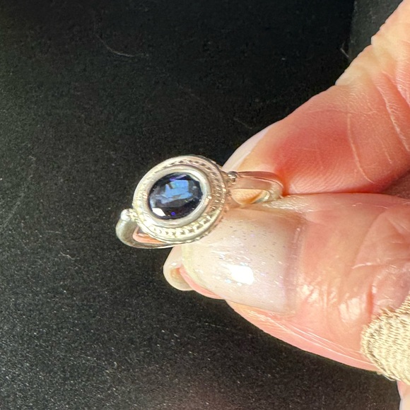 NWT Designer Sterling Silver Sapphire Ring Size 8 - Picture 5 of 5